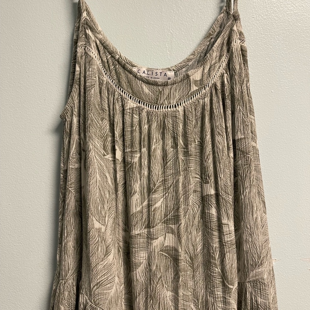 Beach Dress - Picture 3 of 3